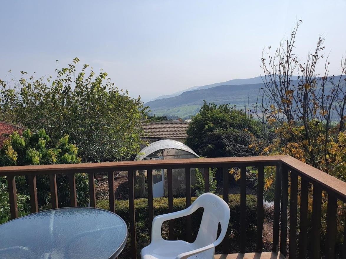 Vila Sharvit Hakesem Livnim Exteriér fotografie